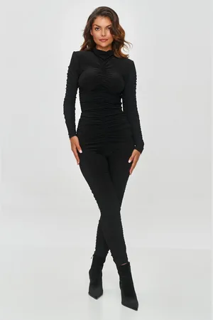 Makadamia Woman