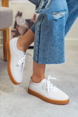 NİŞANTAŞI SHOES Venice White Matte Flat Sole Lace-Up Women