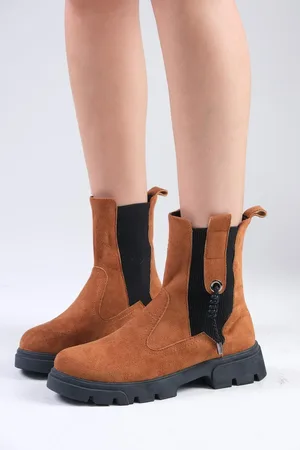 Mio Gusto Hera Tan Color Elastic Thick Sole Women