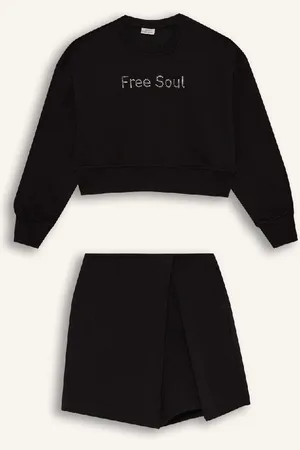 DeFacto Girl 2-Piece Set Long Sleeve Printed Soft Furry Sweatshirt Shorts Skirt