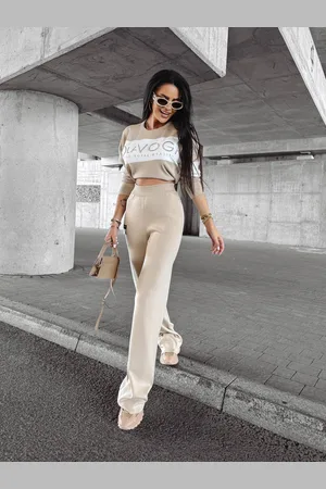 OLAVOGA Beige sweater set LUXFORM