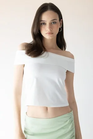 DeFacto Fitted Off Shoulder Short Sleeve T-Shirt