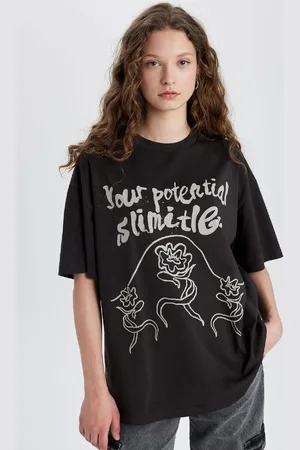 DeFacto Oversize Wide Pattern Crew Neck Printed Short Sleeve T-Shirt