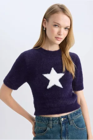 DeFacto Coool Fitted Crew Neck Star Printed Short Sleeve Plush Knit Sweater