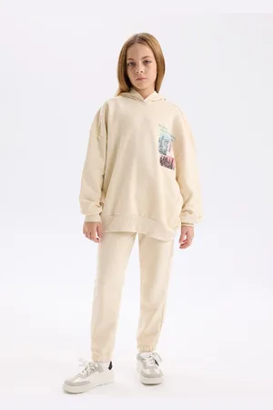 DeFacto Girls 2-Piece Set Crew Neck Printed Sweatshirt Elastic Waist Jogger Sweatpants