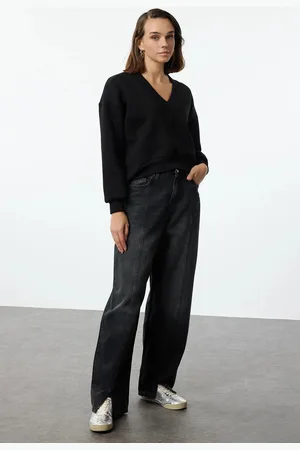 Trendyol Black Couple Basic Regular/Normal Pattern V-neck Thick Polar Fleece Knitted Sweatshirt