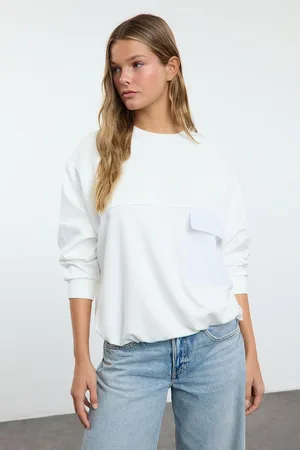 Trendyol Ecru Soft Touch Parachute Pocket Detailed Oversize/Wide Cut Knitted Sweatshirt