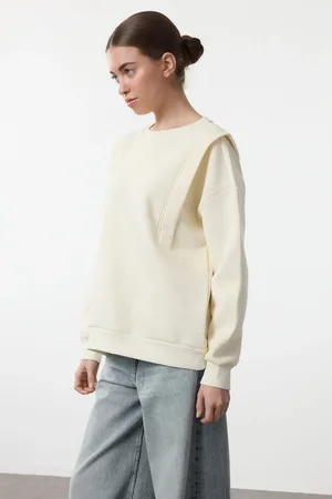 Trendyol Ecru Thick Fleece Inside Relaxed/Comfortable Cut Sleeve Detailed Knitted Sweatshirt