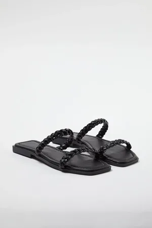 Trendyol Black Knitted Banded Flat Women