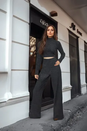 Trendyol Black Stand-up Collar Soft Crop and Wide Leg Knitted Bottom-Top Set