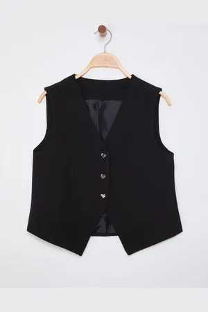 Trendyol Black Fitted Crop Heart Button Vest