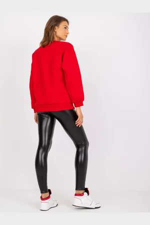 Ex moda Model je na fotce XS/S. Výška modelky 165 cm, váha 53 kg. Boky 93 cm, pas 62 cm, hrudník 82 cm.
