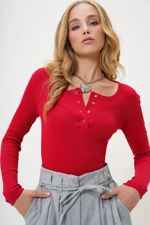 Trend Alacati stili Dámské tričko MDS-345-BLZ/WHITE