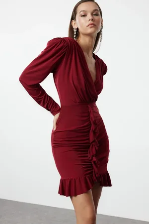 Trendyol Burgundy Fitted Lined Flounce Knitted Short Elegant Evening Dress