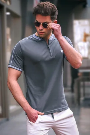 MADMEXT Smoked Polo Neck Men