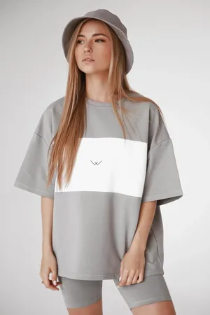 MADMEXT Mad Girls Painted Gray Embroidered T-Shirt
