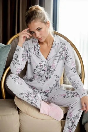 Dewberry 43103 Buttoned Women Pyjama Set-GREY