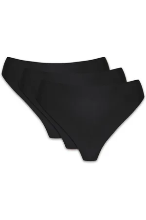 Gorteks Blanca seamless thong with lace back triple pac