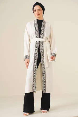 Bigdart 5865 Knitted Long Kimono with Embroidery - White