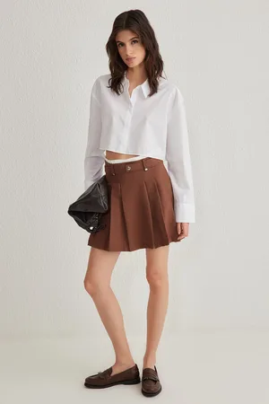 Trendyol Brown Couple Pleated Mini Woven with Belt Detail Skirt