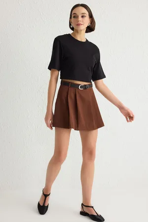 Trendyol Dark Brown Shorts & Bermuda