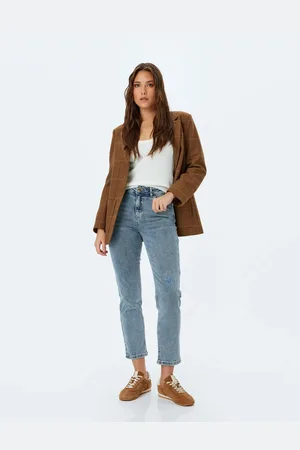 Koton Straight Leg Normal Buttoned Waist Pocket Detail Jeans - Straight Fit Jean