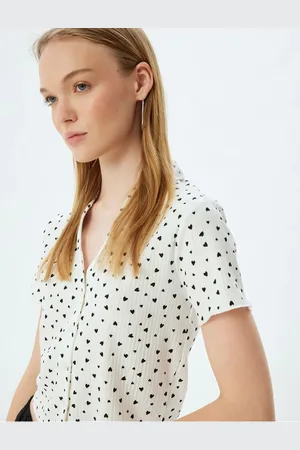 Koton Short Sleeve T-Shirt Shirt Collar Button-down Heart Detail