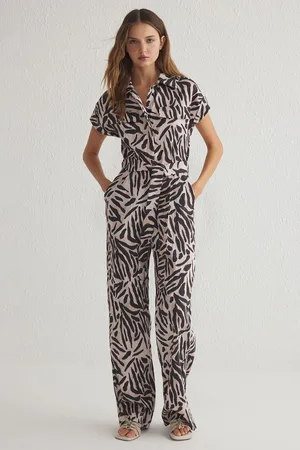 Trendyol Multicolored Belted Abstract Patterned Elastic Waist Viscose Woven Overalls with Contents
