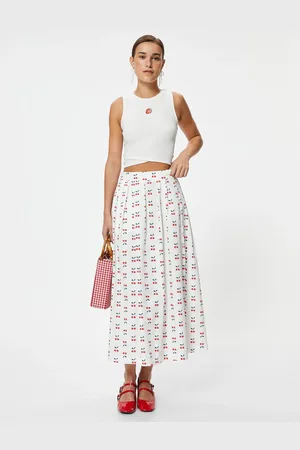 Koton X Tuba Ünsal - Strawberry Printed Crop Tank Top Asymmetric Cut Slim Fit