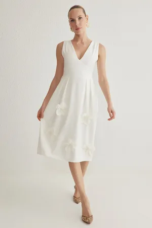 Trendyol White A-Line V-Neck Woven Wedding/Marriage Elegant Evening Dress
