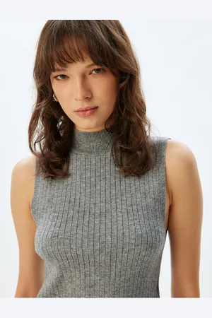 Koton Sleeveless Stand Collar Knitwear Sweater
