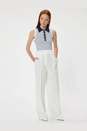 Koton Sleeveless Gold Button Detailed Polo Collar Knitwear Top