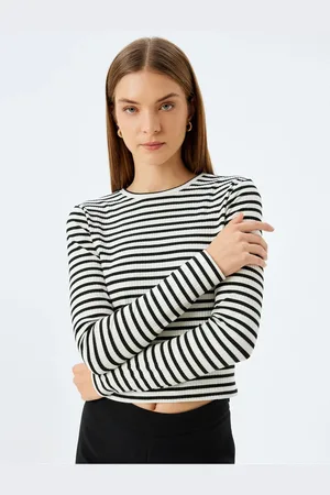 Koton Long Sleeve T-Shirt Crew Neck Metallic Thread Detail Camisole