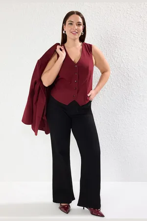 Trendyol Curve Burgundy V-Neck Lined Woven Plus Size Vest