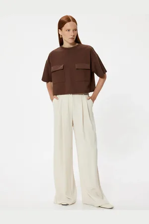 Koton Capped Pocket Detailed Short Sleeve Crew Neck Crop T-Shirt