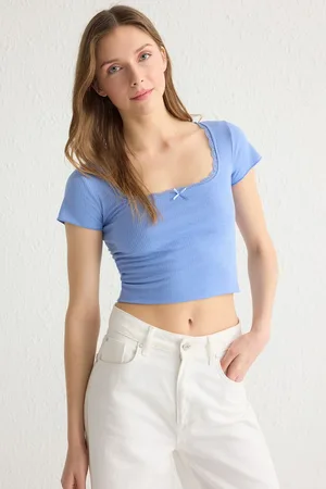 Trendyol Light Blue Lace Detailed Fitted/Fits the Body Square Neck Crop Knit Blouse