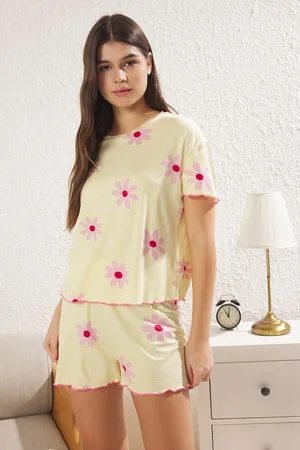 Trendyol Yellow-Multicolored Floral and Striped Baby Overlock Detailed Knitted Pajama Set