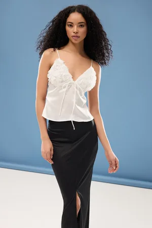 Trendyol White 3D Rose Detailed Bustier