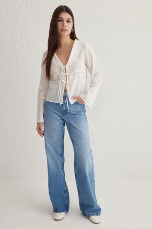 Trendyol White Baby Collar Front Tie Embroidered Shirt