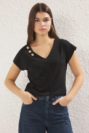 Trendyol Black Button Detail Regular V Neck Moon Sleeve Knitted Blouse