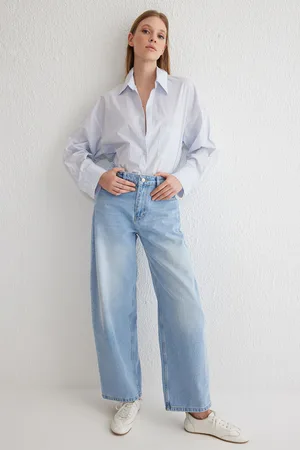 Trendyol Light Blue Normal Waist Barrel Baggy Jeans