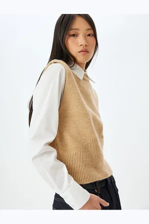Koton Sleeveless Crew Neck Knit Vest