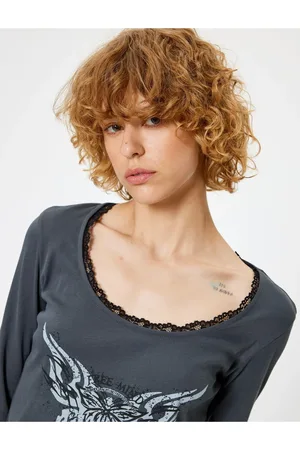 Koton Crop T-Shirt Long Sleeve Printed U Neck Lace Detailed Slim Fit