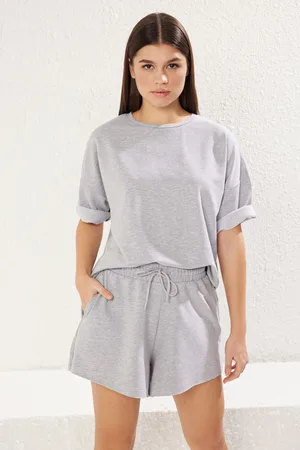 Trendyol Gray Melange Oversize/Wide Pattern Thin Flexible Shorts T-shirt Knitted Bottom-Top Set