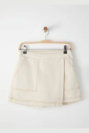 Trendyol Ecru Double Breasted Normal Waist Mini Denim Shorts Skirt