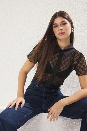 Trendyol Black Lace Fabric Half Sleeve Regular Regular Pattern Woven Shirt