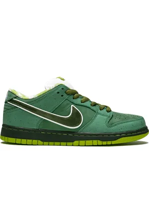 Nike X Concepts SB Dunk Low Pro OG QS Special " Lobster" sneakers