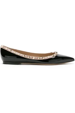 VALENTINO GARAVANI Rockstud patent leather ballerina shoes