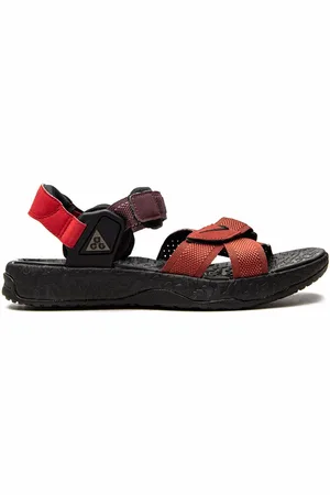 Nike ACG Air Deschutz "Redstone" sandals