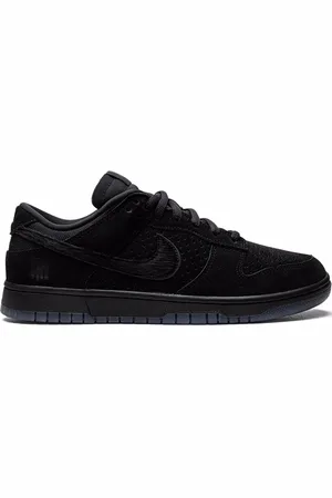 Nike X Undefeated Dunk Low SP " " sneakers